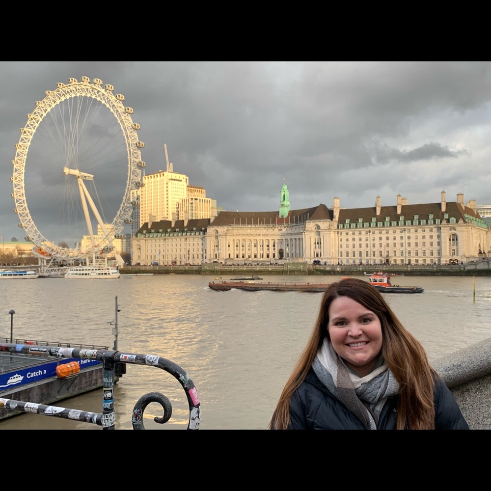 Meet your Posher, Kelly